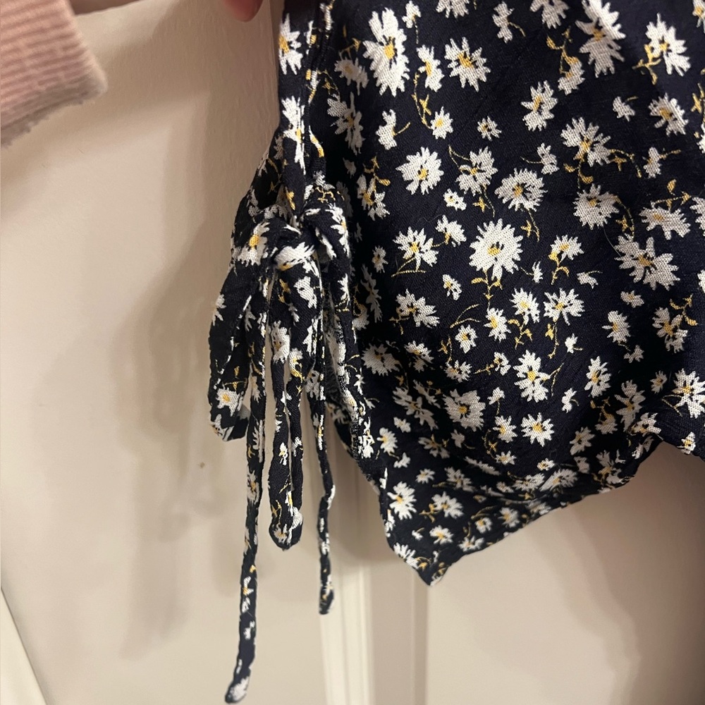 ePretty Floral Cold Shoulder Ruffle Dress - Picture 5 of 14